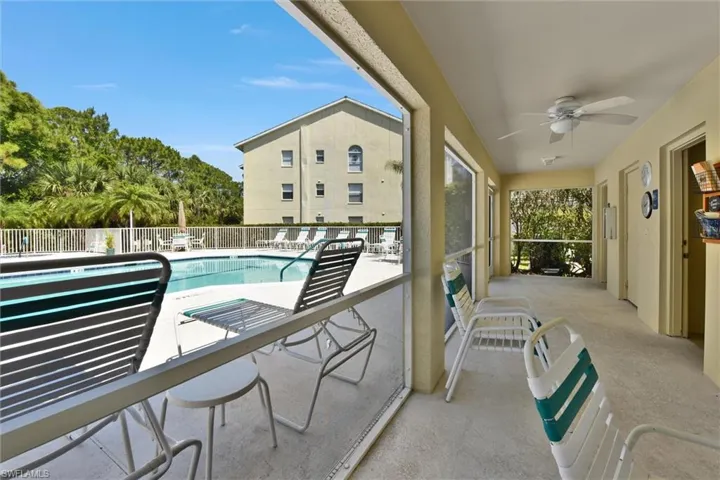 Poolbath, Seating Area and Grill Station