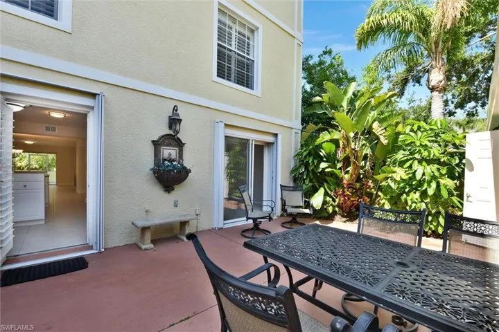 Alternate view of Courtyard