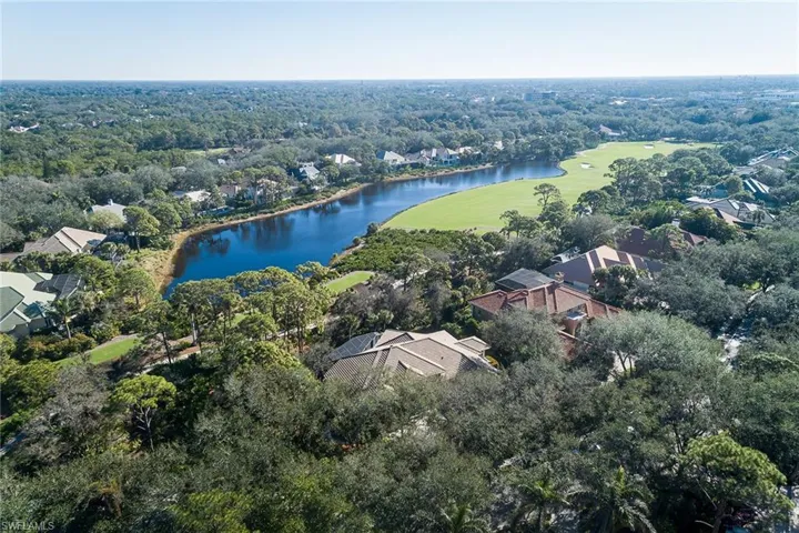 896 Barcarmil Way, Naples, Florida 34110