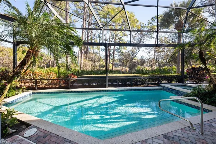 896 Barcarmil Way, Naples, Florida 34110
