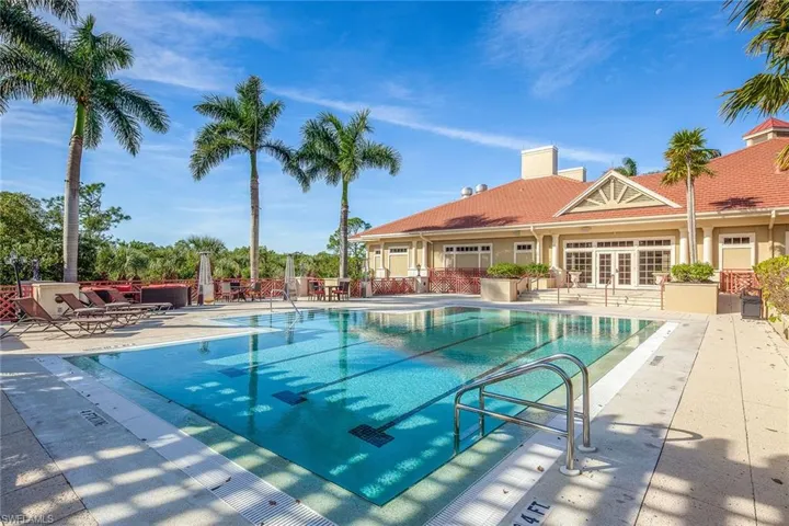 896 Barcarmil Way, Naples, Florida 34110