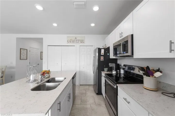 14010 Oviedo Pl, Fort Myers, Florida 33905