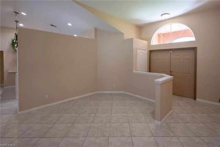 Was used as dining room by previous owner, could be anything you can imagine