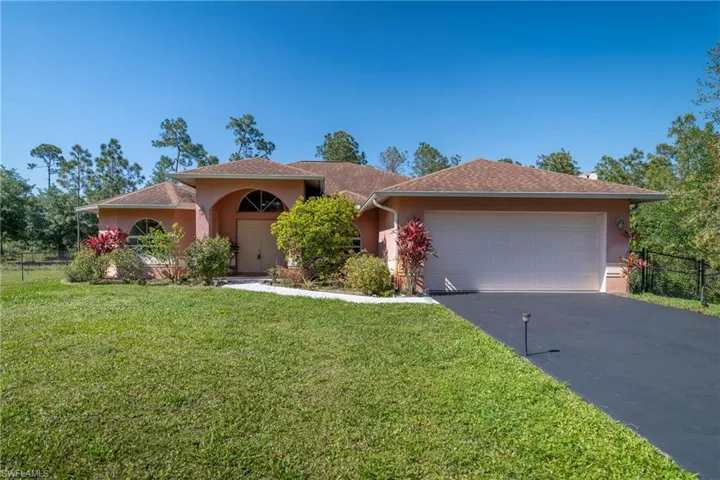 4435  12th NE AVE, Naples, FL 34120