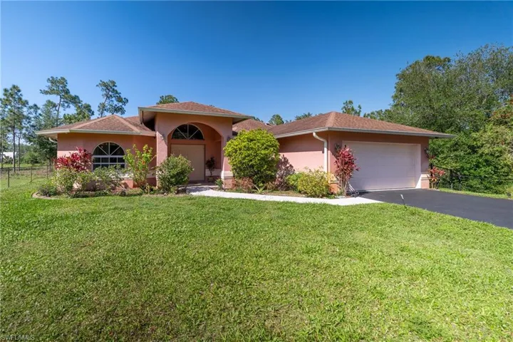 4435  12th NE AVE, Naples, FL 34120