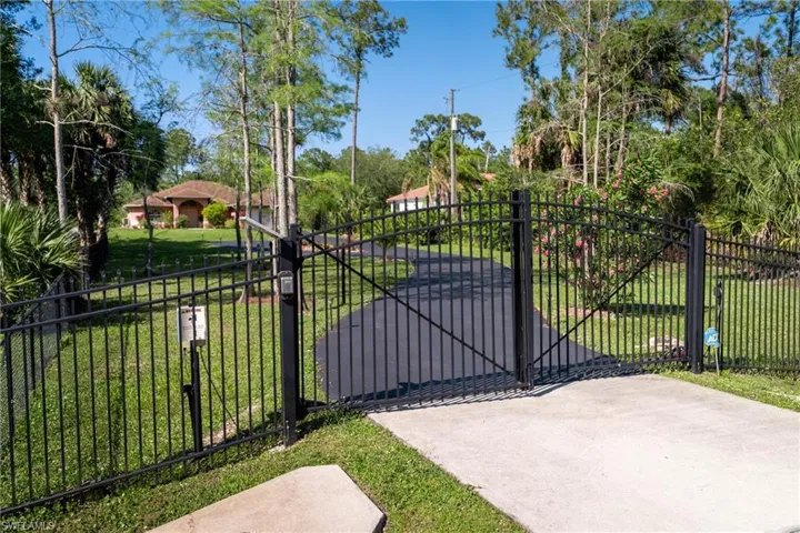 Security gate