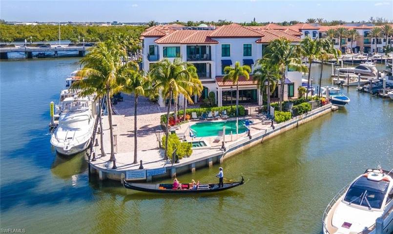 Naples Bay Resort & Marina