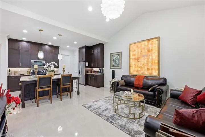 7204  Cayo Coco  LN, Naples, FL 34113