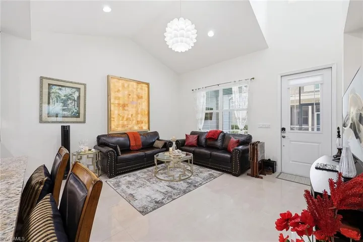 7204  Cayo Coco  LN, Naples, FL 34113