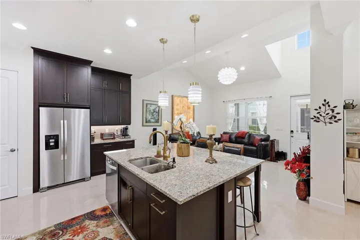 7204  Cayo Coco  LN, Naples, FL 34113