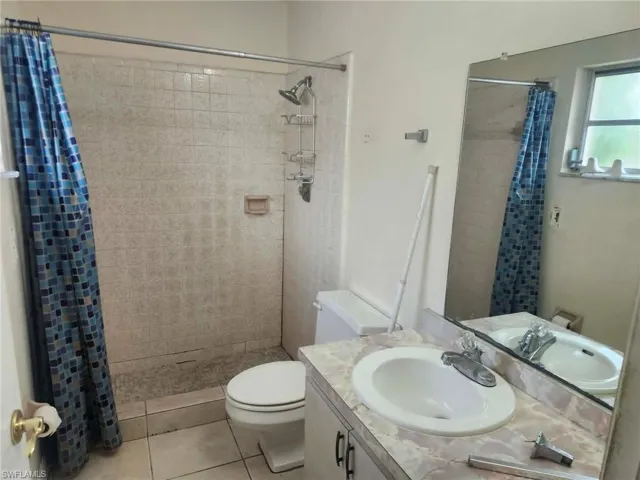 804 92nd Ave N, Naples, Florida 34108