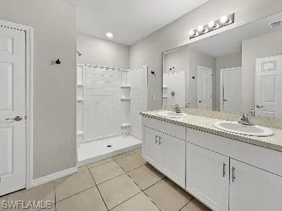 8458 Blackberry Rd, Fort Myers, Florida 33967