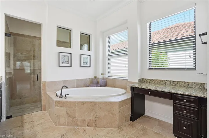 3328 Runaway Ln, Naples, Florida 34114
