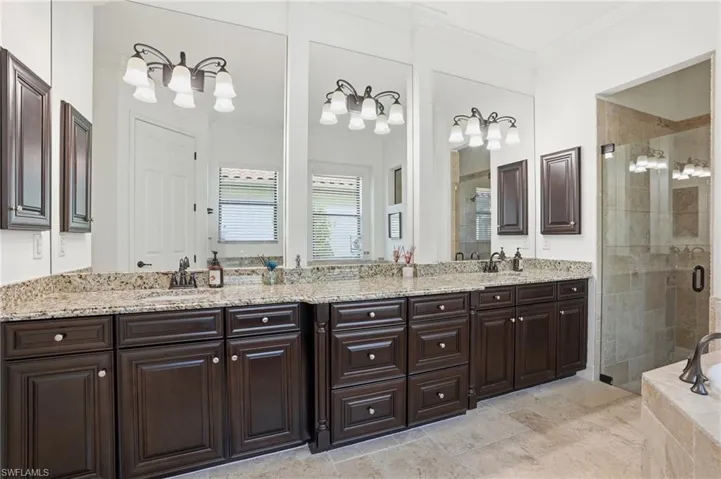 3328 Runaway Ln, Naples, Florida 34114