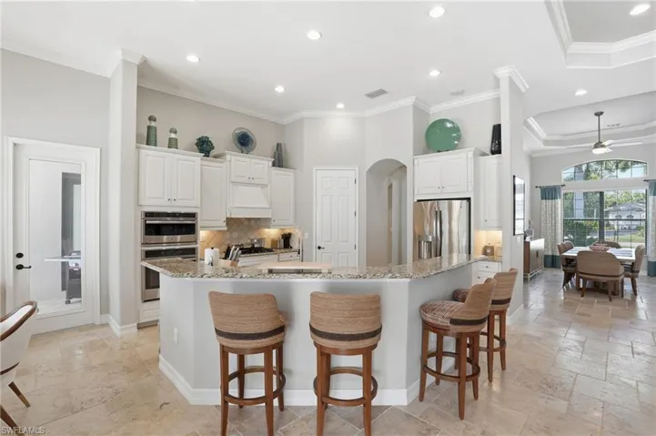 3328 Runaway Ln, Naples, Florida 34114