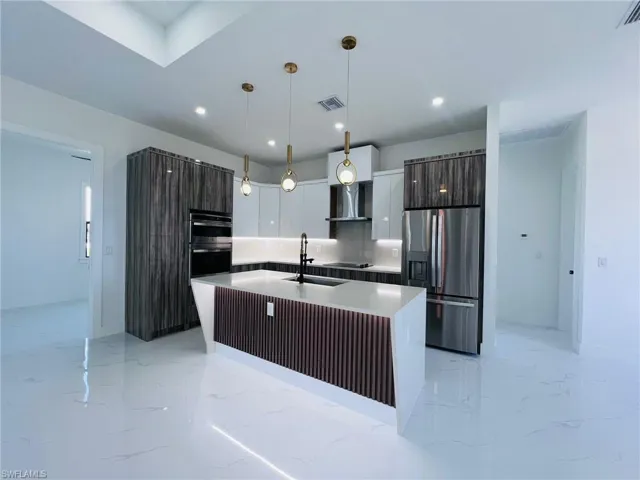 2911 27th St Sw, Lehigh Acres, Florida 33976