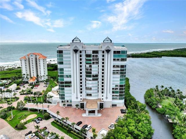 Baypointe at Naples Cay ~ Never Ending Views of the Gulf & Clam Bay