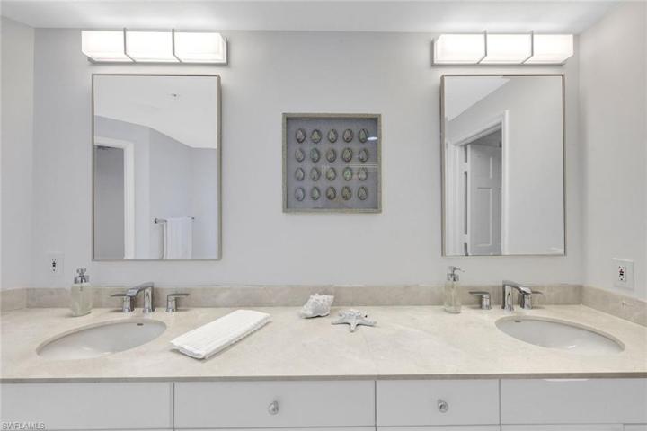 Updated Master Bathroom
