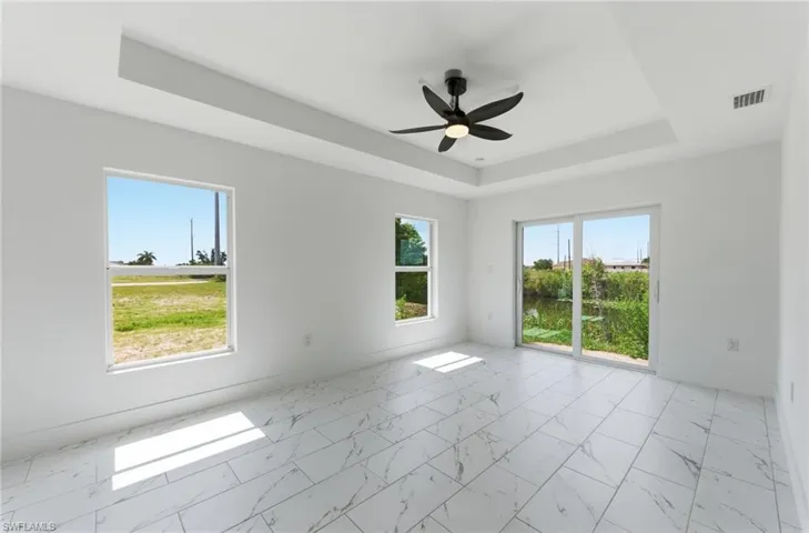 10 Nw 20th St, Cape Coral, Florida 33993