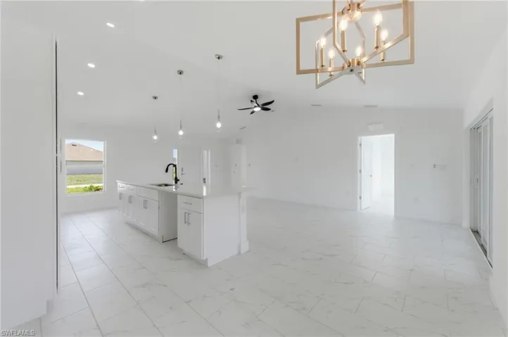 10 Nw 20th St, Cape Coral, Florida 33993