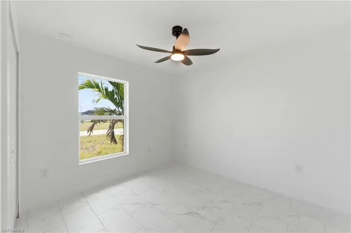 10 Nw 20th St, Cape Coral, Florida 33993