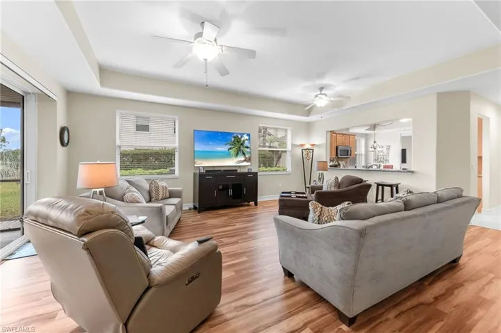 6057  Ashford  LN, Naples, FL 34110