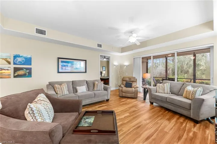 6057  Ashford  LN, Naples, FL 34110