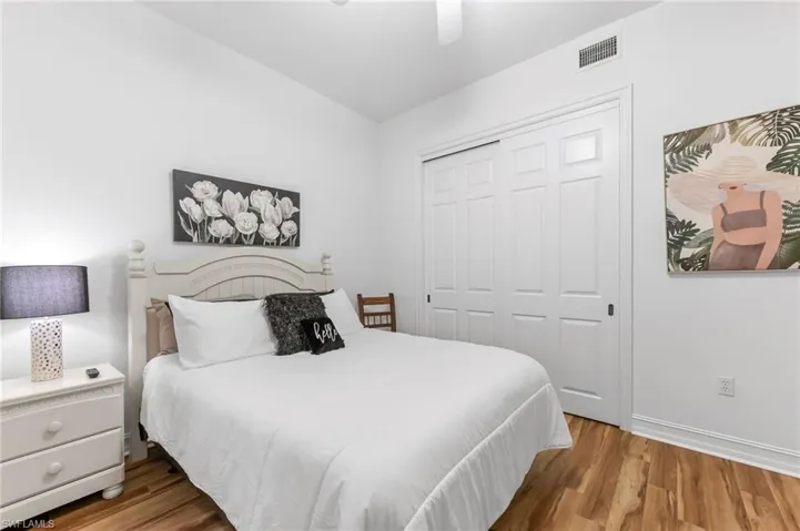 6057  Ashford  LN, Naples, FL 34110