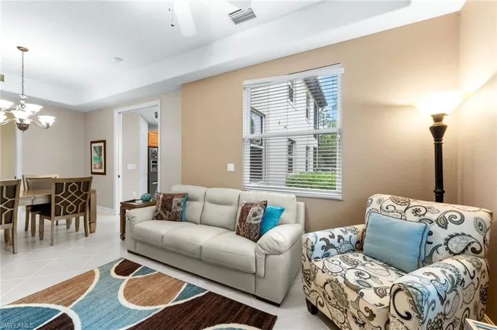 6057  Ashford  LN, Naples, FL 34110