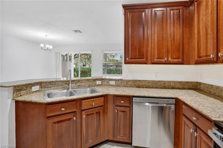 7020 Ambrosia Ln 1101, Naples, Florida 34119