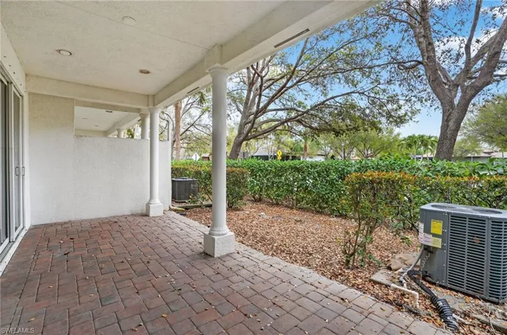 7020 Ambrosia Ln 1101, Naples, Florida 34119