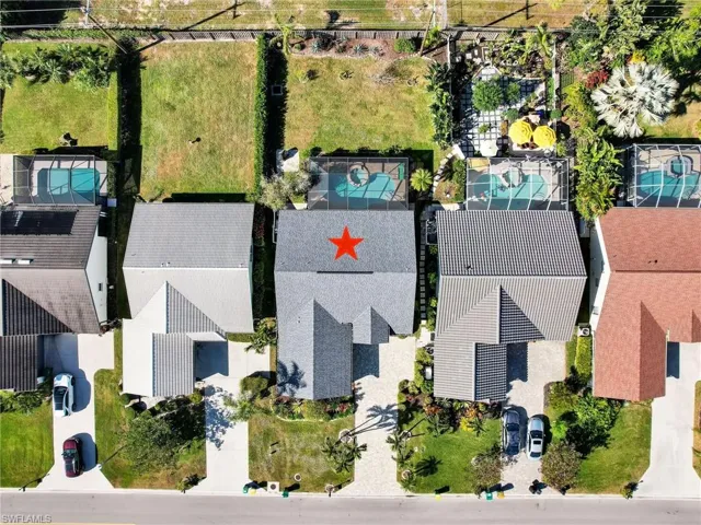 808  Belville  BLVD, Naples, FL 34104