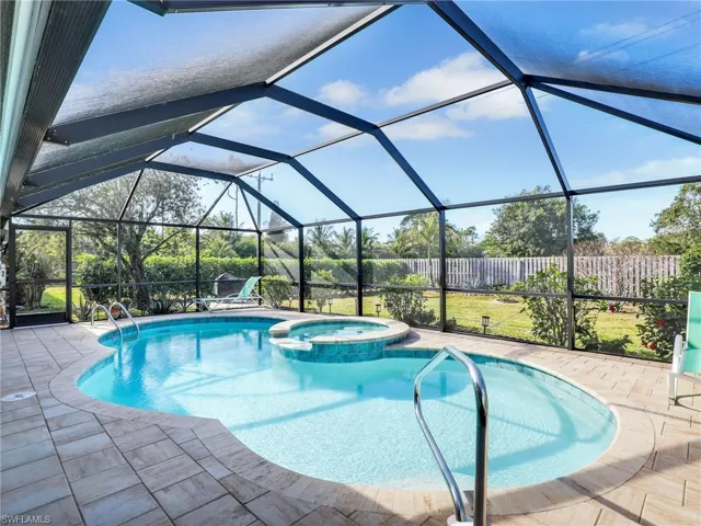 808  Belville  BLVD, Naples, FL 34104