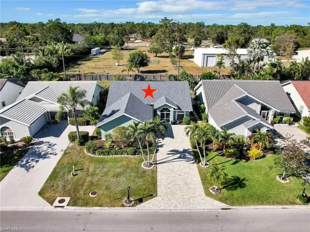 808  Belville  BLVD, Naples, FL 34104