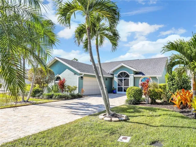 808  Belville  BLVD, Naples, FL 34104