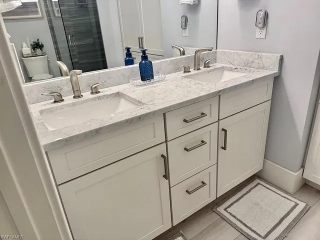 225 5th Ave S 103, Naples, Florida 34102