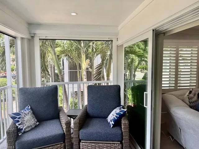 225 5th Ave S 103, Naples, Florida 34102