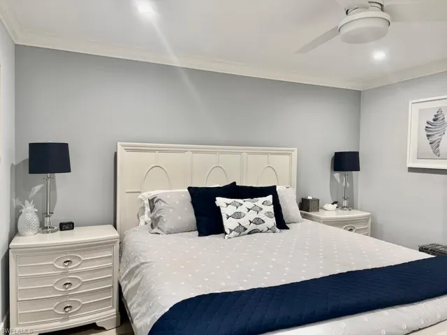 225 5th Ave S 103, Naples, Florida 34102