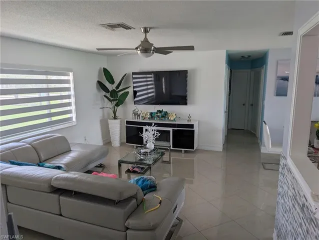 1206  Archdale  ST, Lehigh Acres, FL 33936
