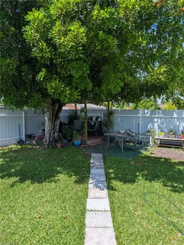 1206  Archdale  ST, Lehigh Acres, FL 33936
