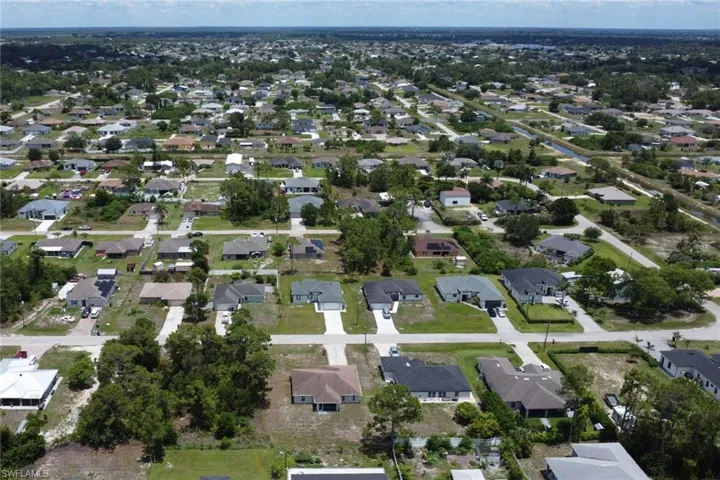1013 Acroft Ave, Lehigh Acres, Florida 33971