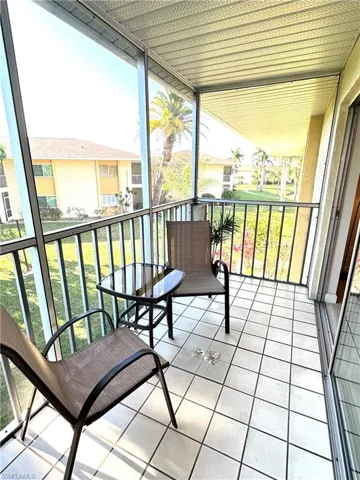 Lanai with noseeum screens