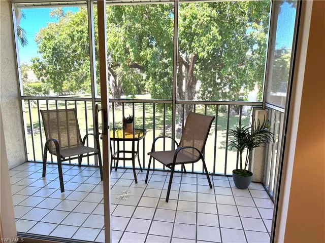 Lanai - all furniture included