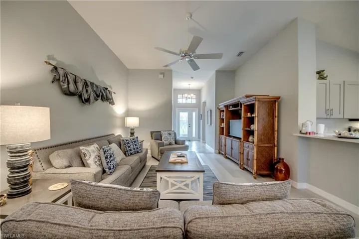 15472 Admiralty Cir 2, North Fort Myers, Florida 33917