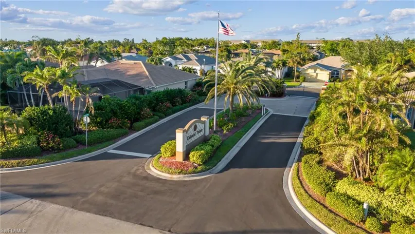 Welcome to Colonial Pointe a gated community of only 72 single family homes! Bike to Lakes Park!