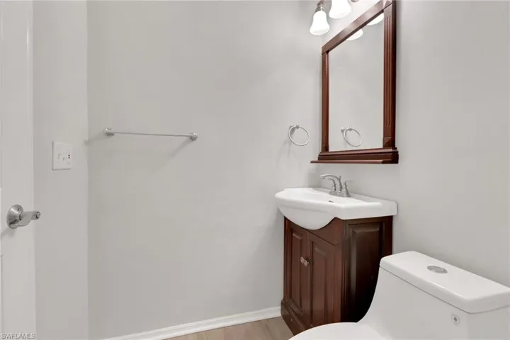 164  Belina  DR, Naples, FL 34104