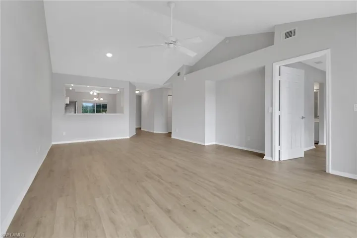164  Belina  DR, Naples, FL 34104