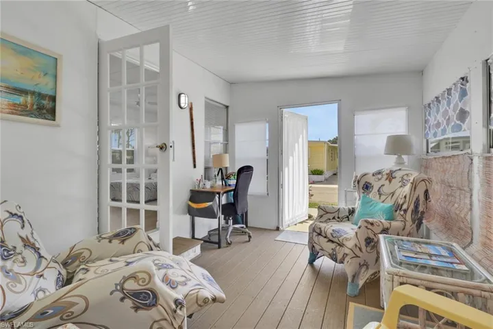 143  Moorhead  MNR, Naples, FL 34112