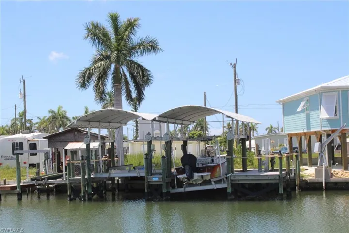 3884 Plumosa Dr, Fort Myers, Florida 33956