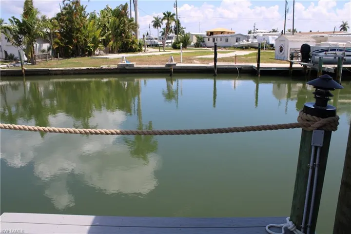 3884 Plumosa Dr, Fort Myers, Florida 33956